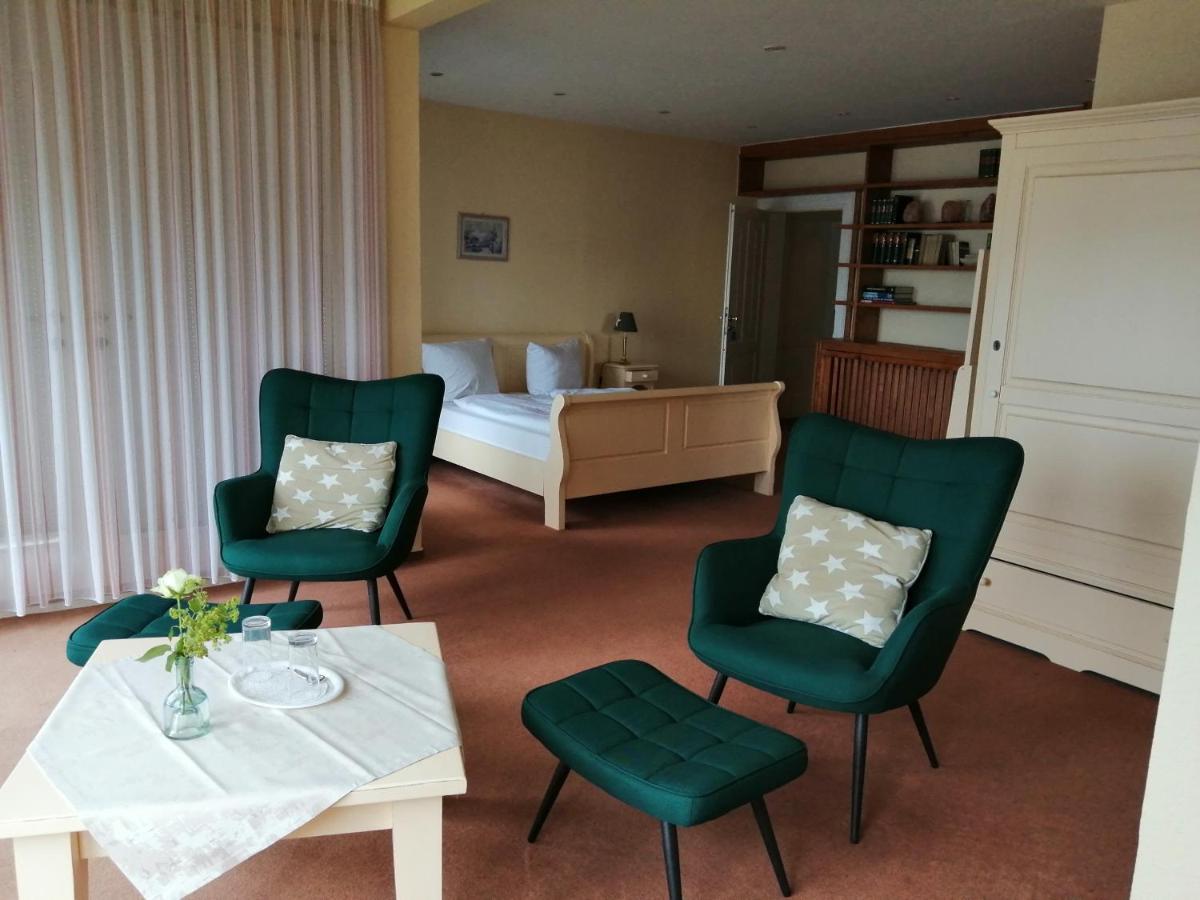 Hotel Fahrhaus Niederkleveez Bosdorf  Екстер'єр фото