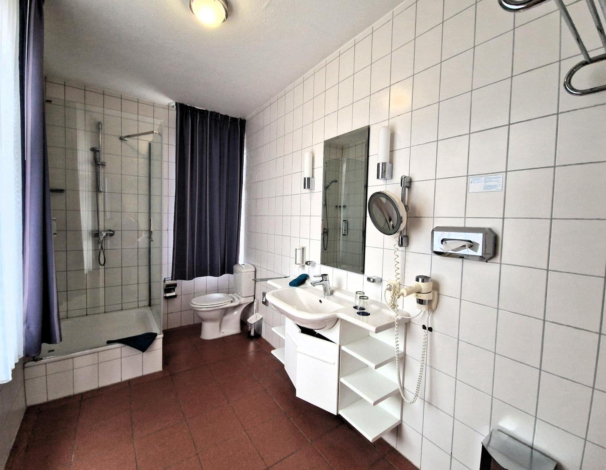 Hotel Fahrhaus Niederkleveez Bosdorf  Екстер'єр фото