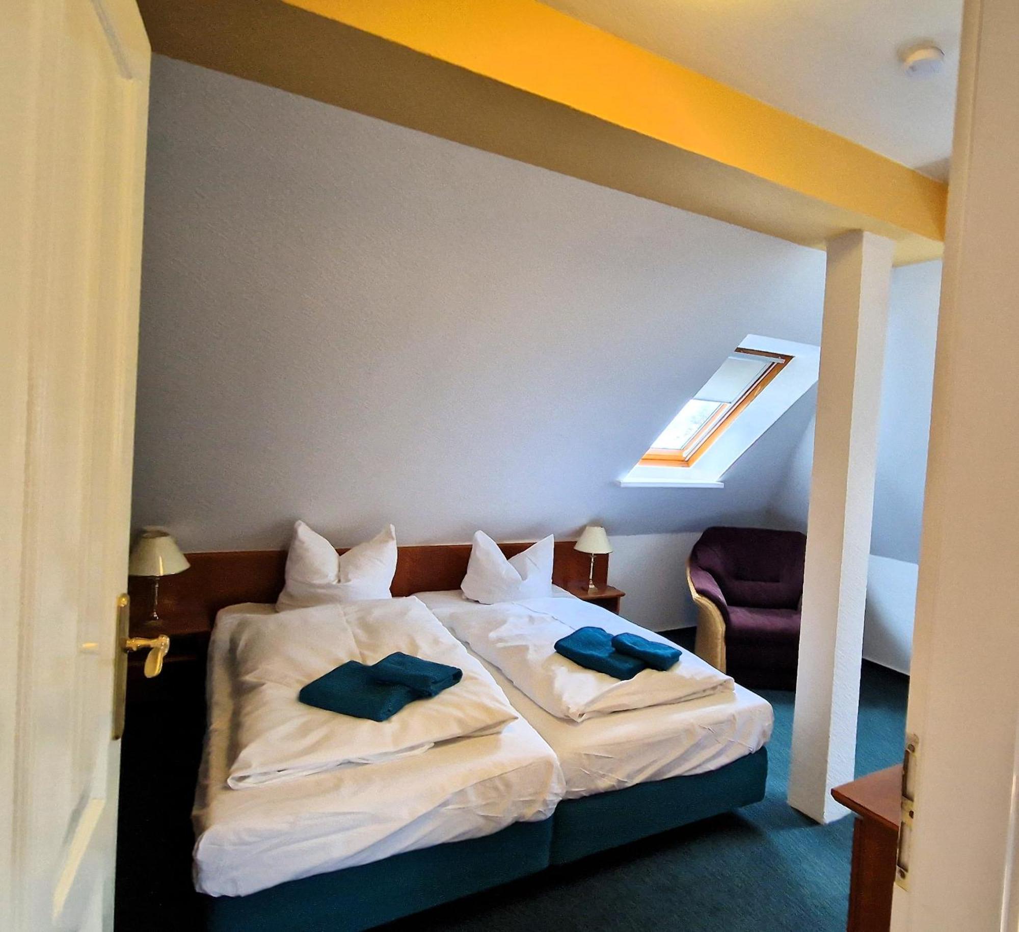 Hotel Faehrhaus Niederkleveez Bosdorf  Екстер'єр фото