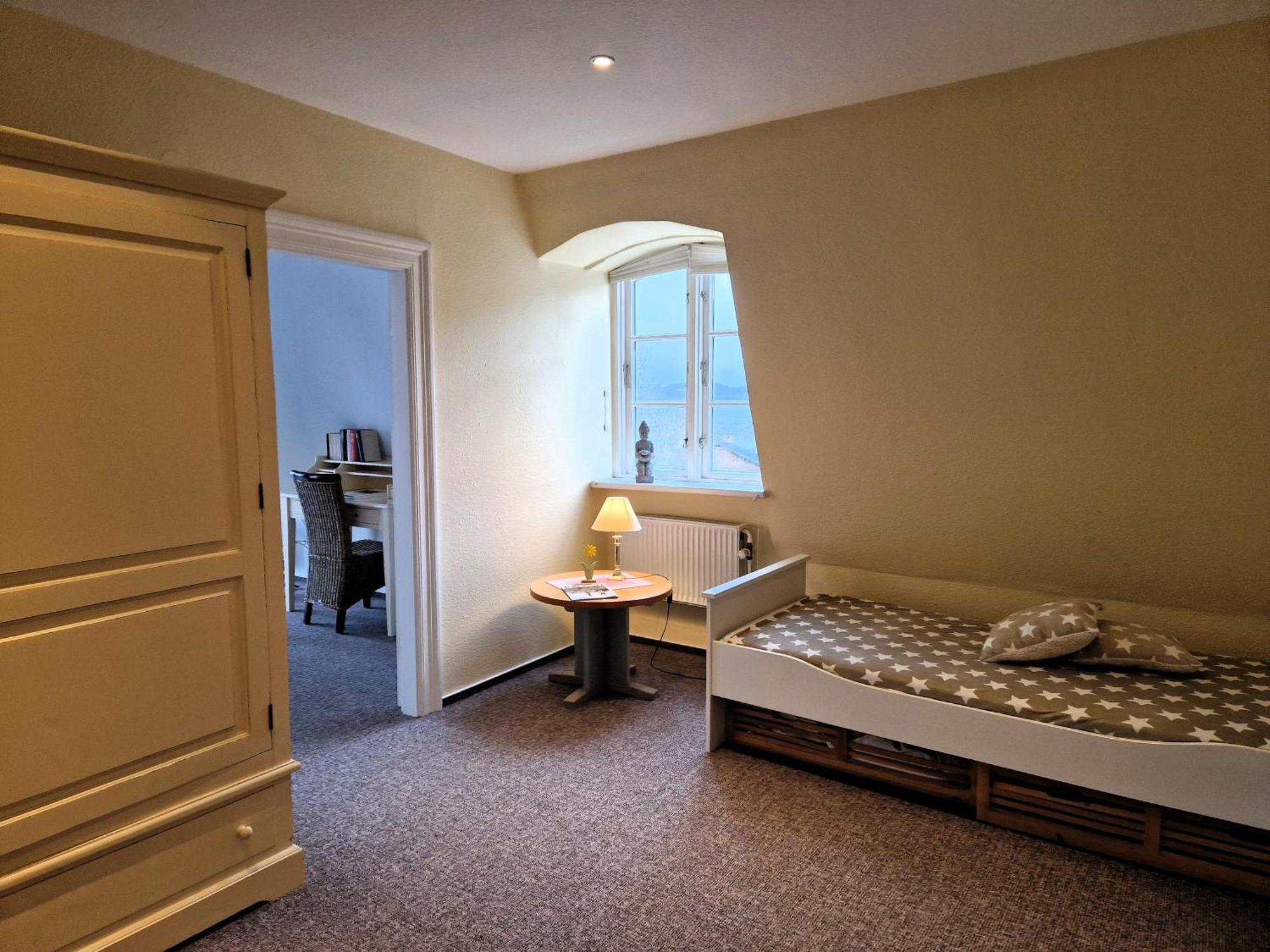 Hotel Faehrhaus Niederkleveez Bosdorf  Екстер'єр фото